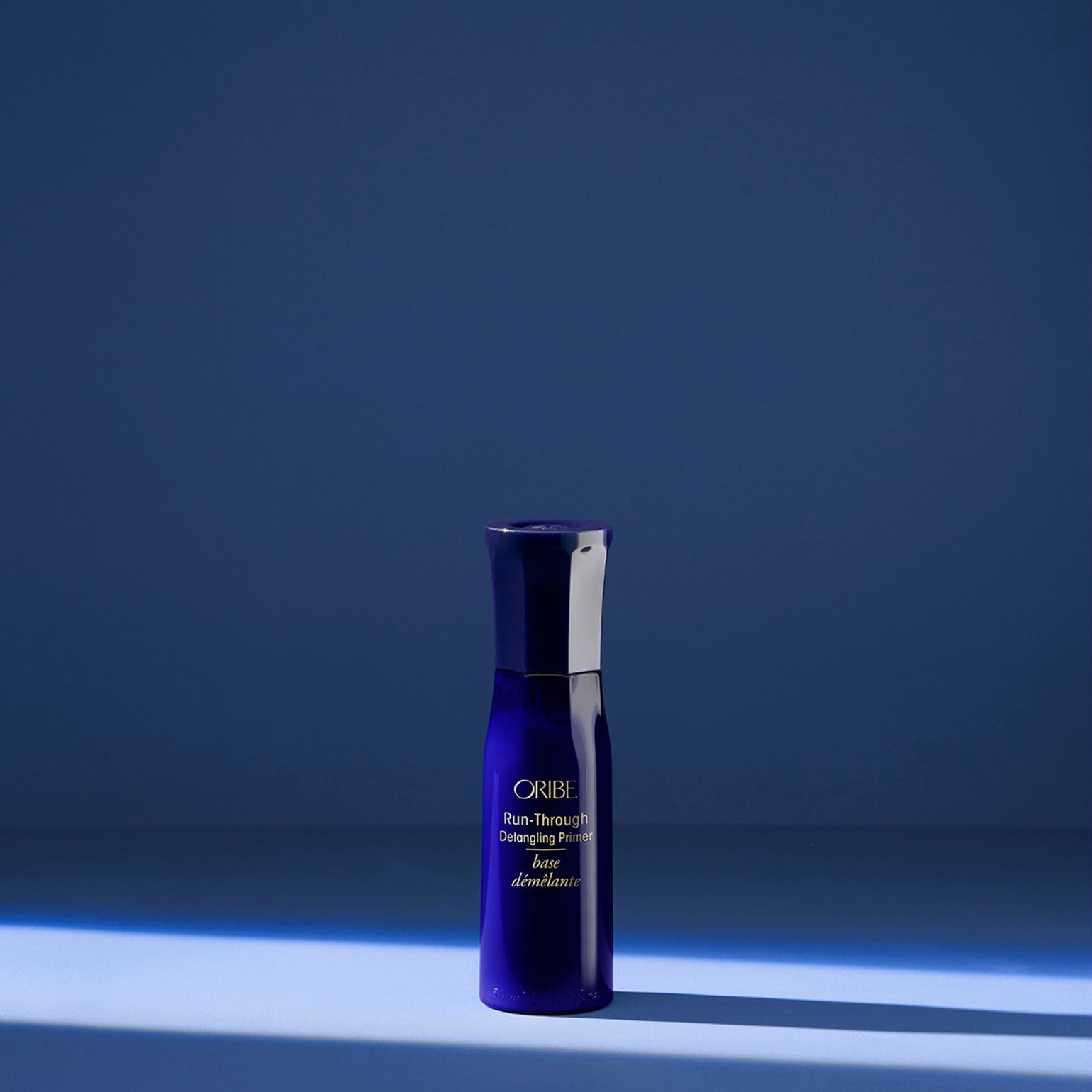 Oribe Run-Through Detangling Primer - Oribe Hair Care - Image 3