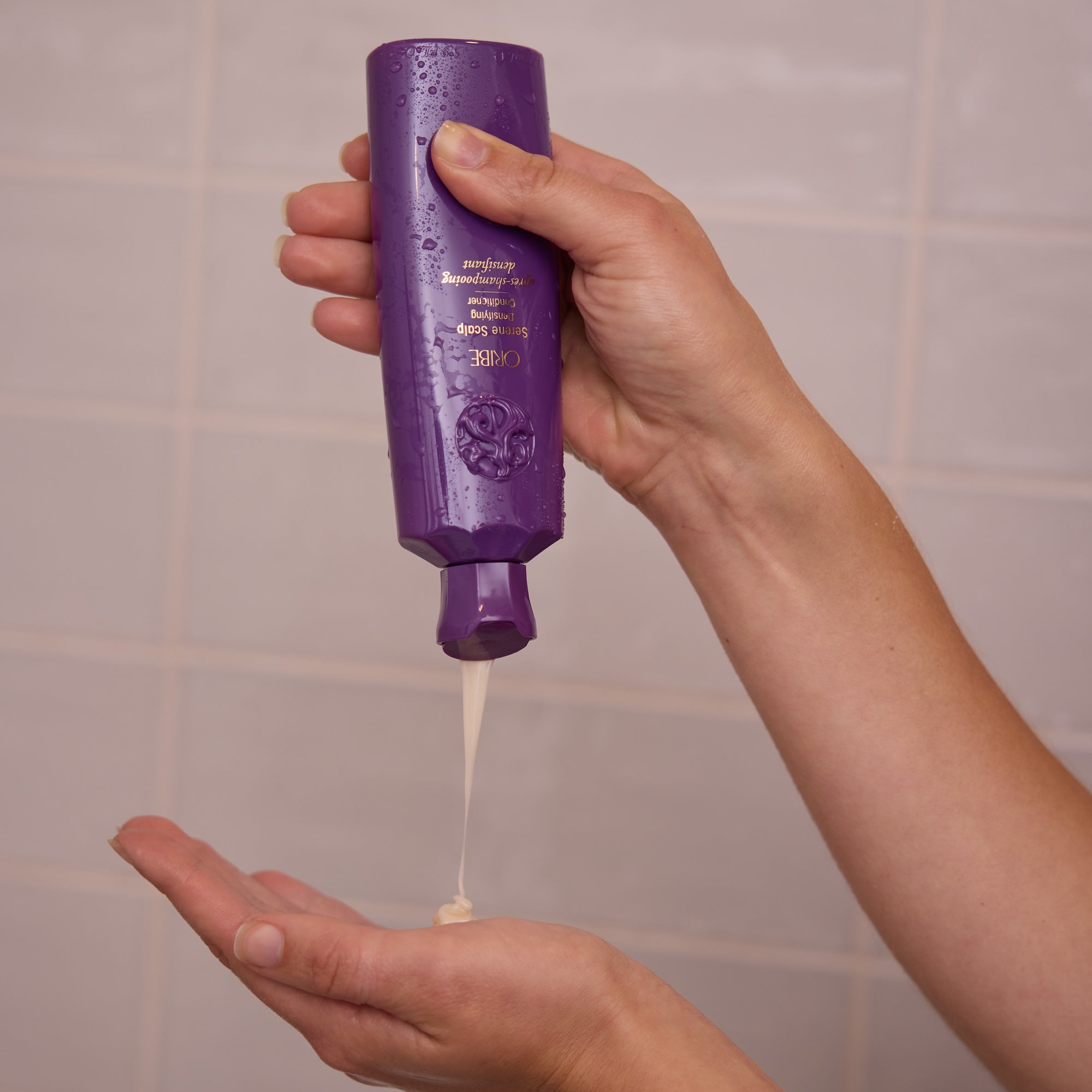 Oribe Serene Scalp Densifying Conditioner - Image 6